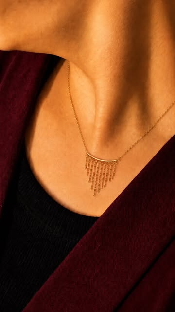 گردنبند شرابه